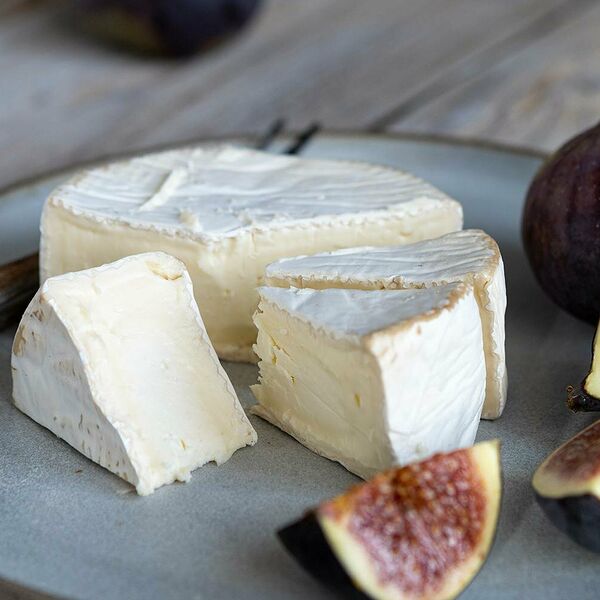 Сыр Брилья Саварен тройные сливки, 50%, Эко Вилладж 170гр