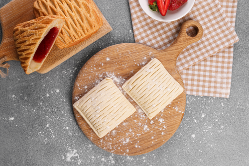 

Слойка Лента Fresh с клубникой 120 г