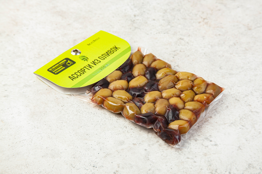 

Ассорти из оливок