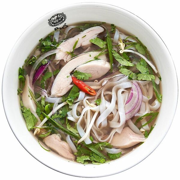 Фо Га с курицей и рисовой лапшой Шеф Перекрёсток, 650 г