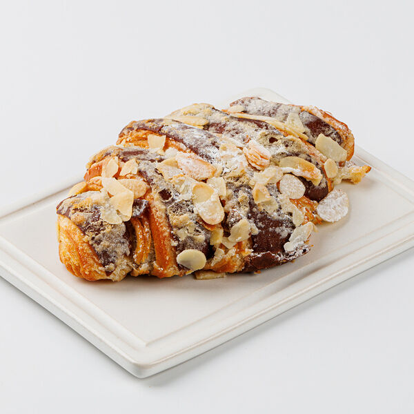 Круассан шоколадно-миндальный