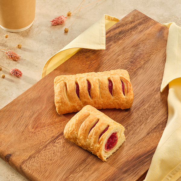 Слойка с вишней 75 г