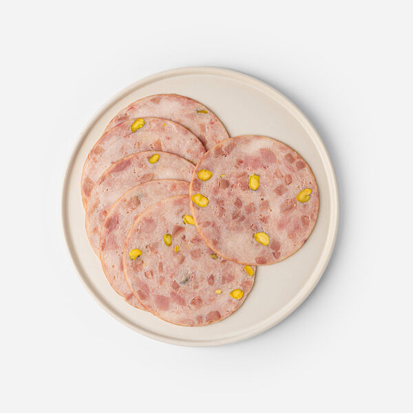 Ветчина из индейки с говяжьим языком и фисташками