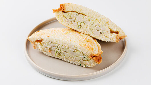 Покет-сэндвич с ветчиной из индейки и сыром Гауда 120 г