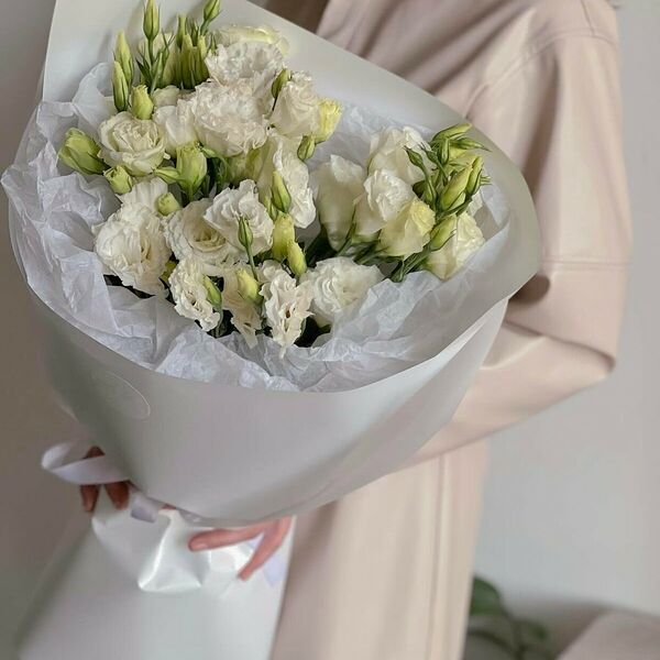 Букет из эустомы