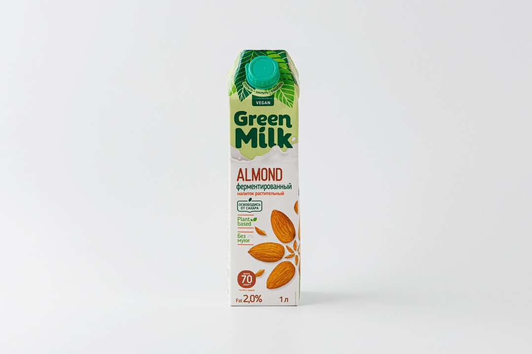 

Напиток ячменно-нутовый Green Milk Миндаль 2% 1 л