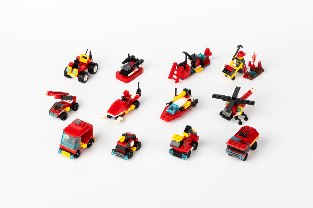 

Набор игровой Яйцо с конструктором пожарная машина