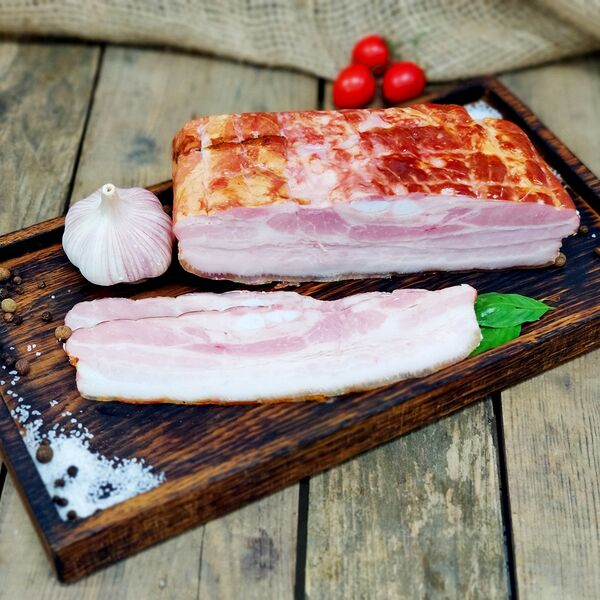 Грудинка варено копченая