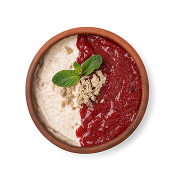 Каша кукурузная с халвой и клубникой «Уже готово» 250 г