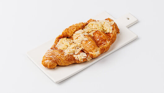Круассан миндальный