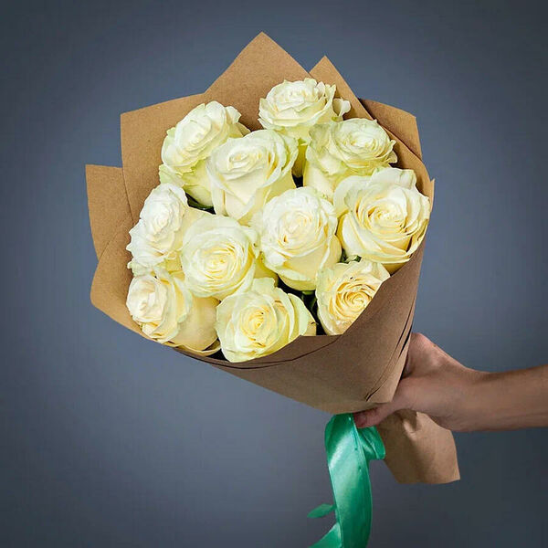 Монобукет 11 Роз Mondial в крафте