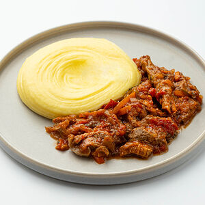 Азу по-татарски с картофельным пюре