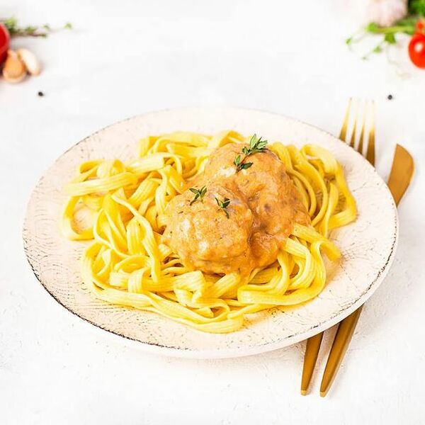 Биточки мясные с итальянской пастой 300 г