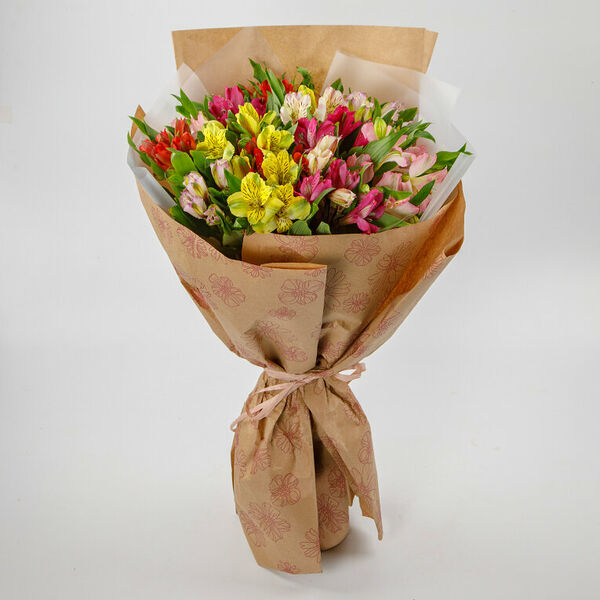 Букет Затерянный мир 15 альстромерий