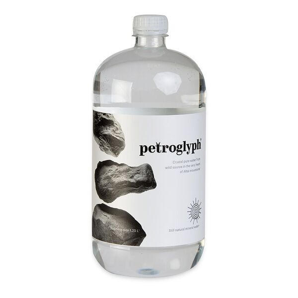 Вода минеральная Petroglyph негазированная 