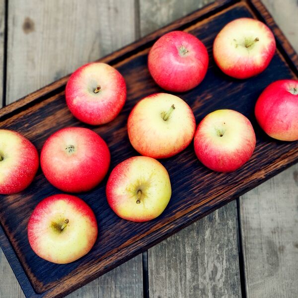 Яблоки Мелкие