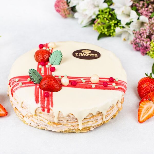 Блинный с клубникой торт 900 г