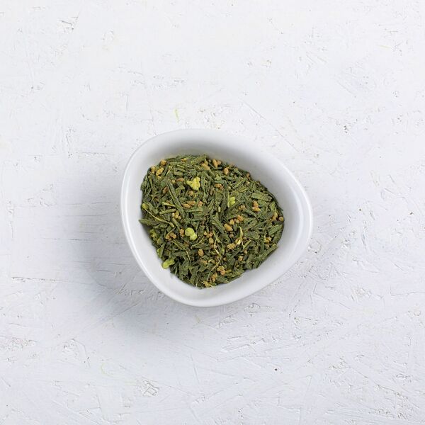 Чай Генмайча с добавлением матчи и жареного риса