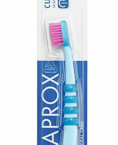 Зубная щетка Curaprox CURAkid для детей от 0 до 4 лет в ассортименте Швейцария