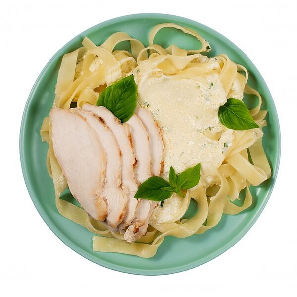 Паста с куриным филе в соусе Альфредо Taste of Уже Готово