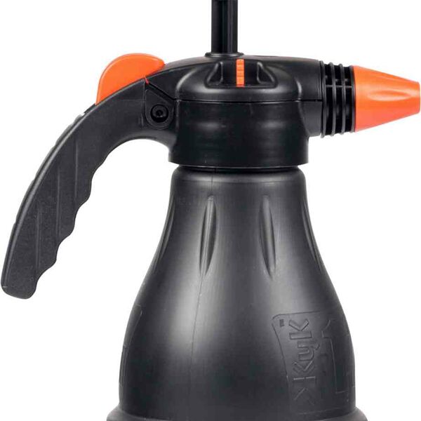 Опрыскиватель пневматический Жук оптима ОП-230