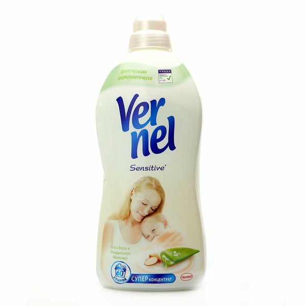 Кондиционер для белья Vernel Sensitive Алоэ Вера и Миндальное Молочко