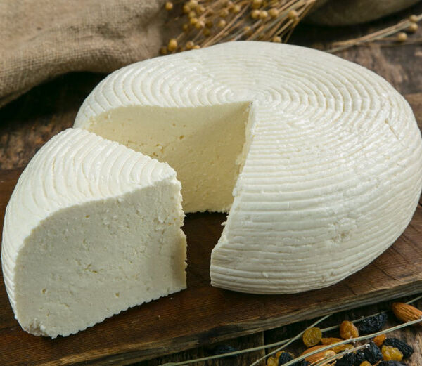 Молодой рассольный сыр Имеретинский