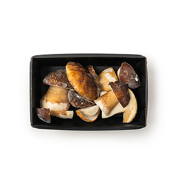 

Грибы белые СеверКо отборные половинки замороженные 300 г