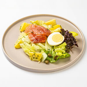 Салат "Норвежский" с лососем