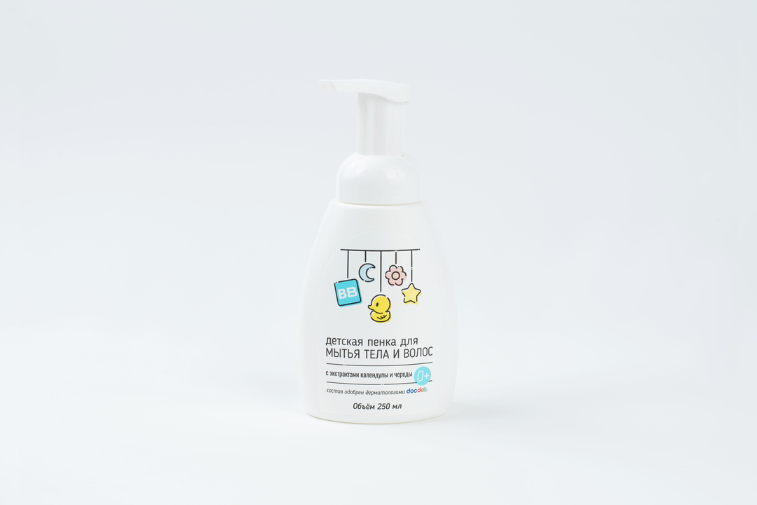 

Пенка детская для мытья тела и волос