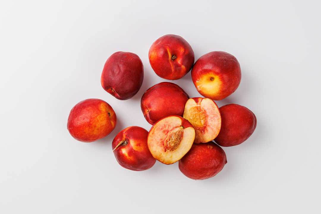 

Нектарин хатайский, 800 г