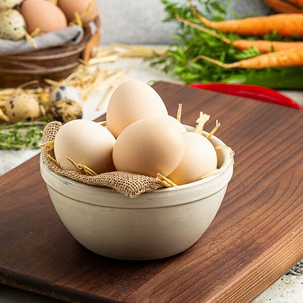 Яйцо куриное белое фермерское (10 штук)