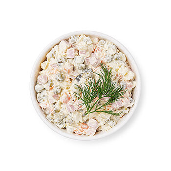 Салат оливье с колбасой