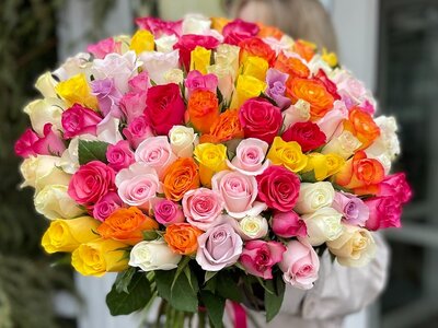 101 эквадорская роза Микс 60 см