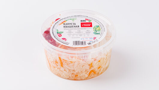 Капуста квашеная с морковью и клюквой