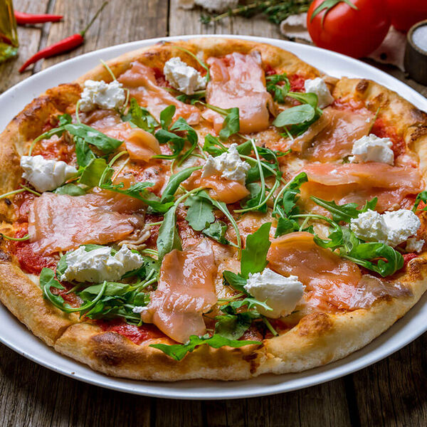 Пицца С лососем