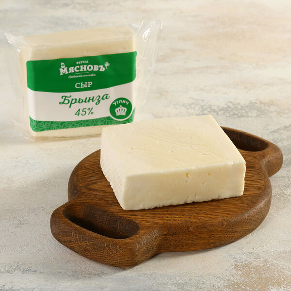 Сыр рассольный Брынза 45% МясновЪ Ферма
