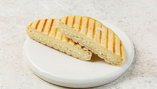 Лепешка с сулугуни на гриле, кафе Продукт замороженный