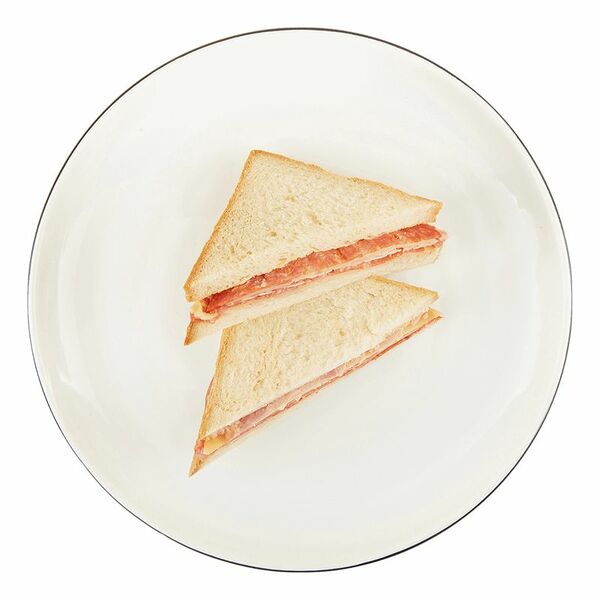 Сэндвич с салями, ветчиной и сыром Шеф Перекрёсток, 150г