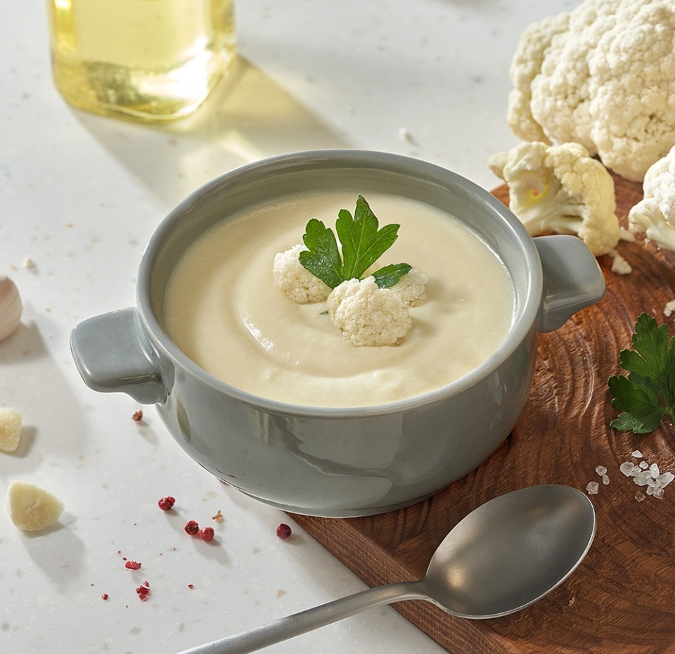 

Суп-пюре из цветной капусты с картофелем и трюфельным маслом Уже Готово 270 г, Россия