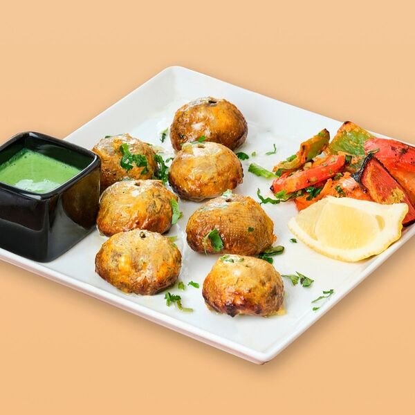 Машрум тикка (запеченные грибы на шпажках)