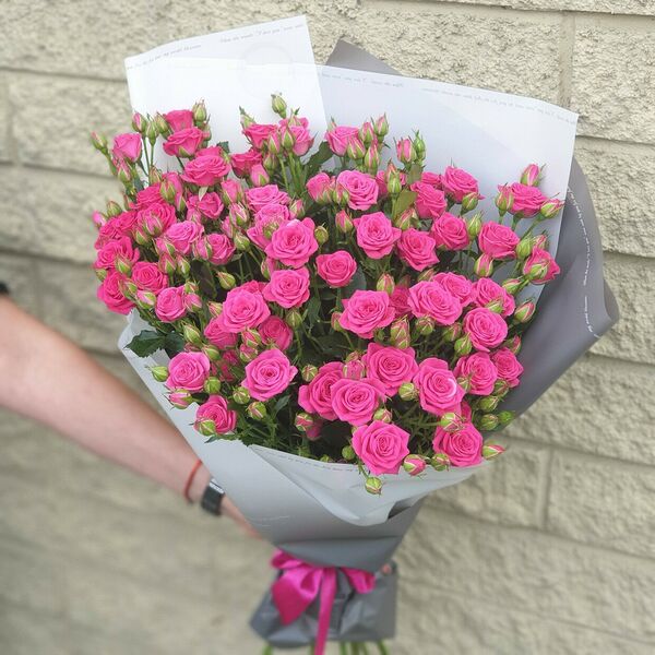 Букет кустовых роз