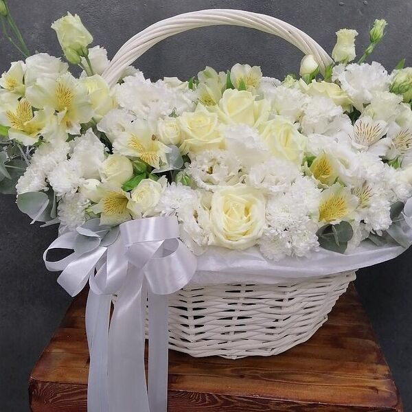 Белоснежная корзина