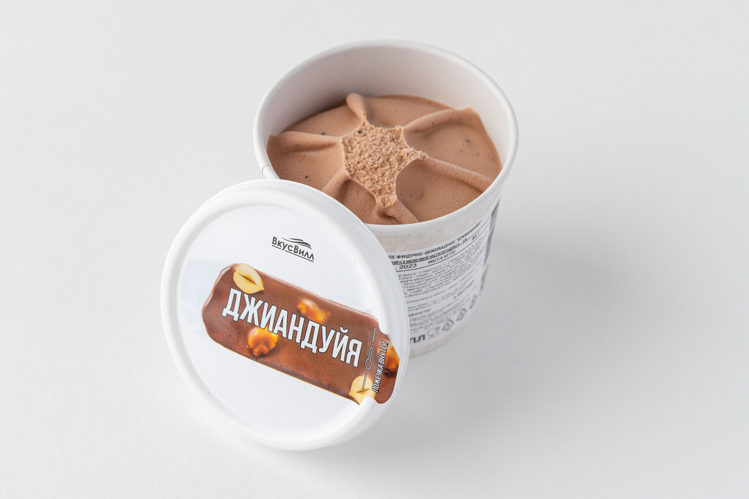 

Мороженое Вкусвилл Джиандуйя фундучно-шоколадное 85 г