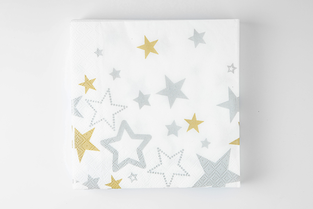 

Салфетки бумажные "ЗВЕЗДЫ" 33*33 20 лист 3 слоя рисунок в ассортименте