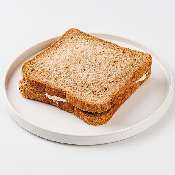 Клаб-сэндвич с курицей и яйцом