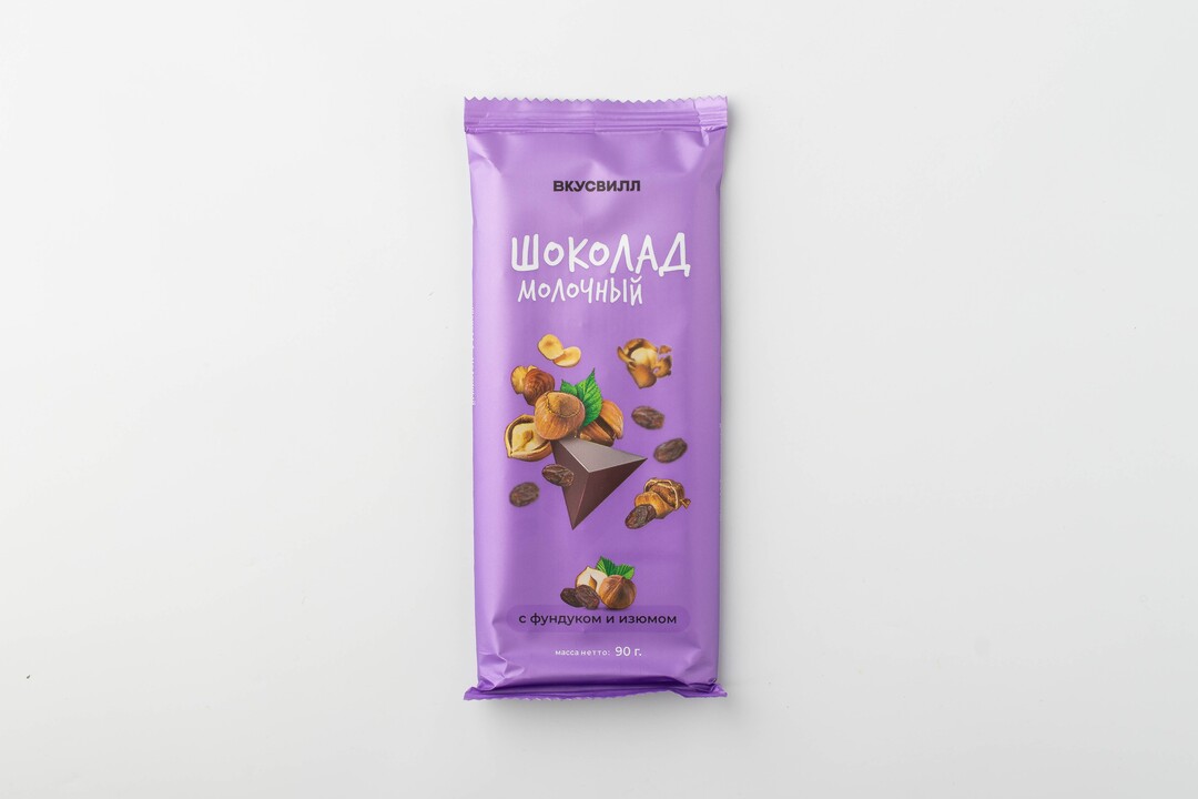

Шоколад молочный с фундуком и изюмом 90 г