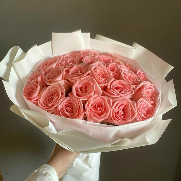 Букет розовых роз