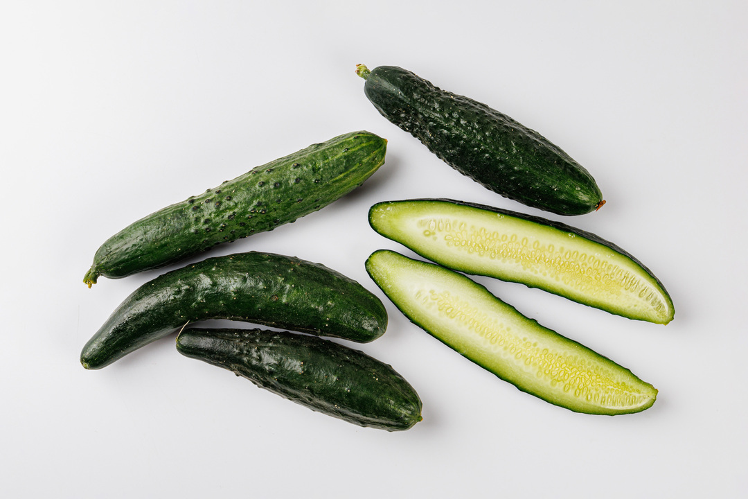 

Огурцы среднеплодные весовые