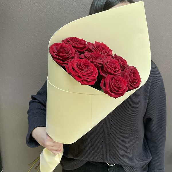 Красные розы в фоамиране